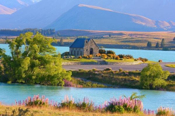 Lake Views At Antler Lodge Lake Tekapo Bagian luar foto